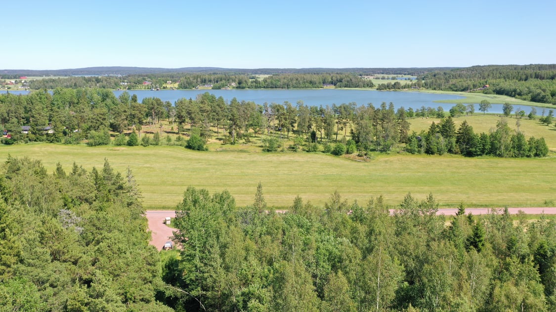 Bostadstomt med sjöutsikt i Ödkarby, Saltvik
