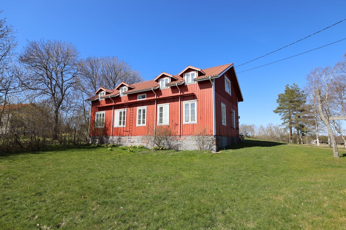 Vacker skärgårdsfastighet i Lappo, Brändö – perfekt för gästverksamhet, privatboende eller en kombination av båda